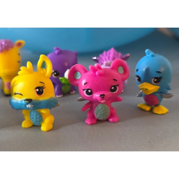 Hatchimals Pixies Crystal Flyer Doll and CollEGGtibles Lot Playsets Bundle - Picture 7 of 16